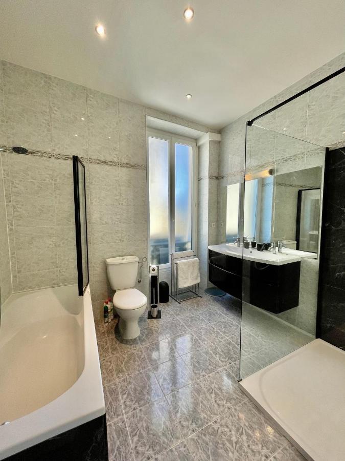 Spacious 3 Bedroom Flat Nice Center - Magnificent View-Parking المظهر الخارجي الصورة