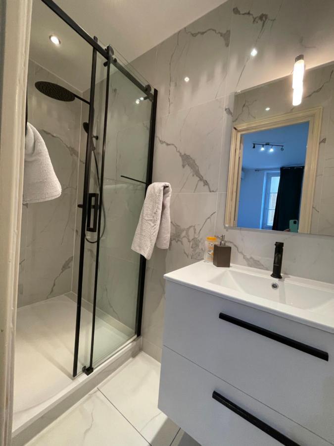 Spacious 3 Bedroom Flat Nice Center - Magnificent View-Parking المظهر الخارجي الصورة