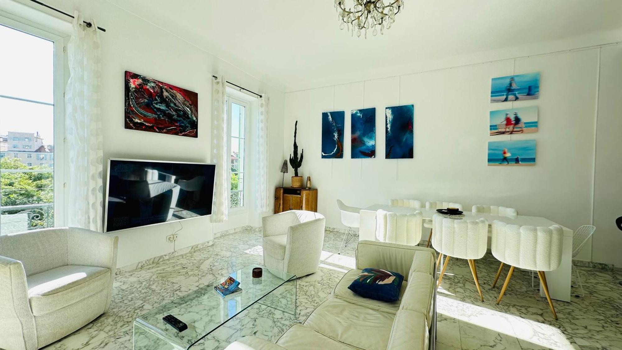 Spacious 3 Bedroom Flat Nice Center - Magnificent View-Parking المظهر الخارجي الصورة